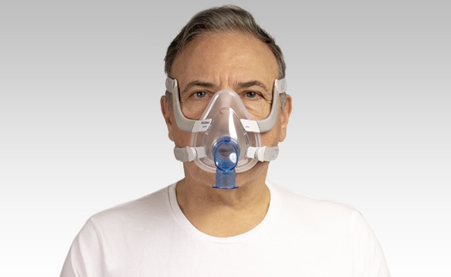 ResMed-AirFit-F20-fullfacemaske-bred-pasform-række-ansigter_mobil