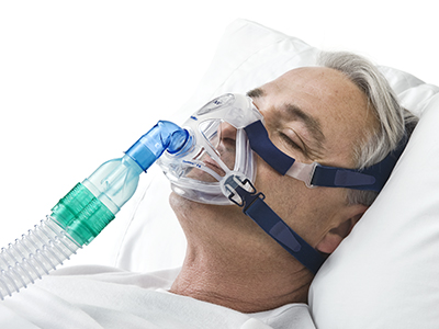 ikke-ventileret-maske-non-invasiv-luftvejslidelse-behandling-ResMed-400x300